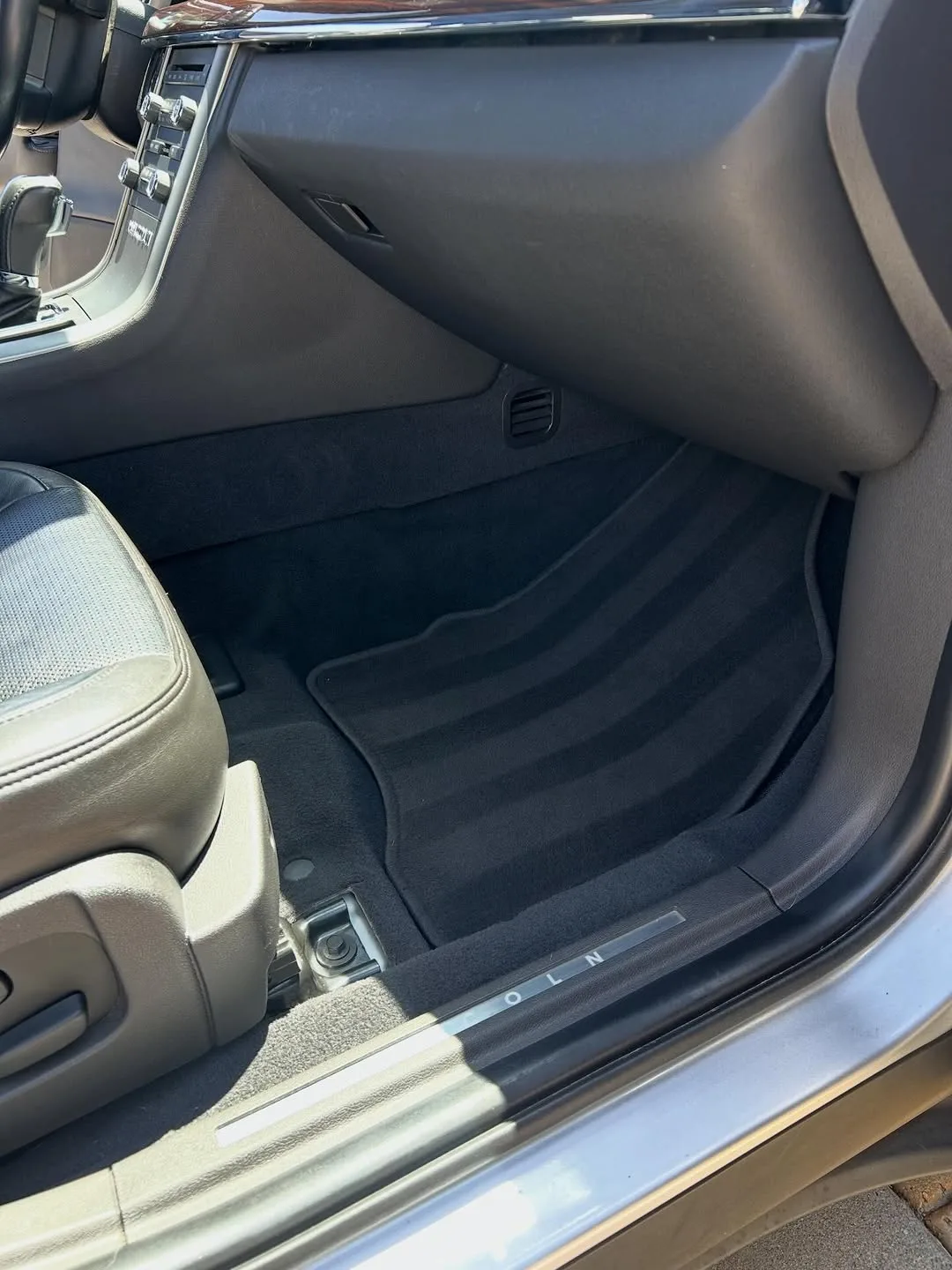 Carpet and Upholstery Extraction by R&D Brothers Mobile Detailing